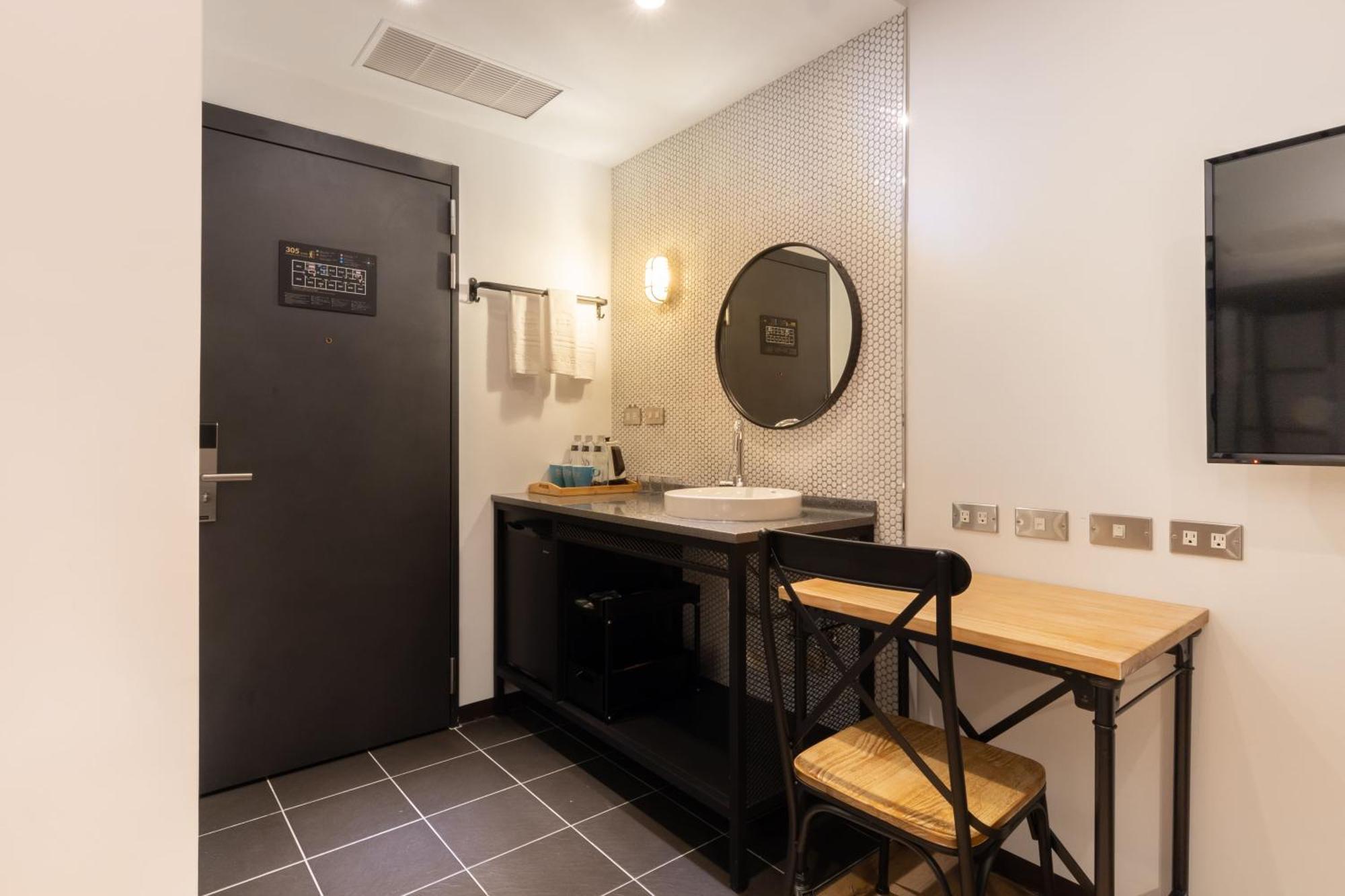 River Inn Station 카오슝 외부 사진